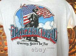 Vintage Grateful Dead T-Shirt (XL) 1985 20 Years So Far USA Flag Band Tee Stones